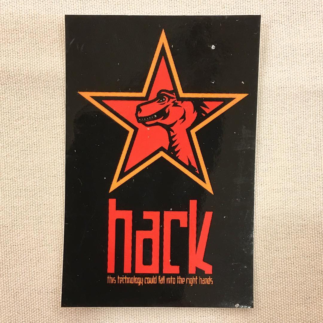 Photo of Collectable object (c0dbd8dc-97aa-6508-cb04-f7dfebb640a3)